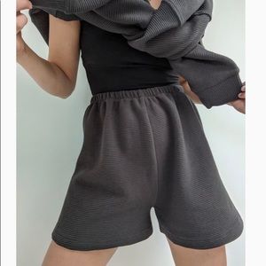 Na Nin Chloe shorts faded black